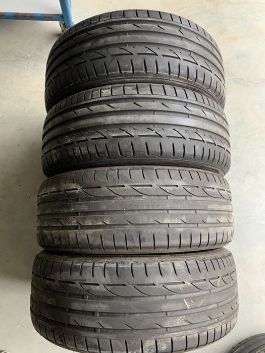 anv vara Bridgestone 225/45/19