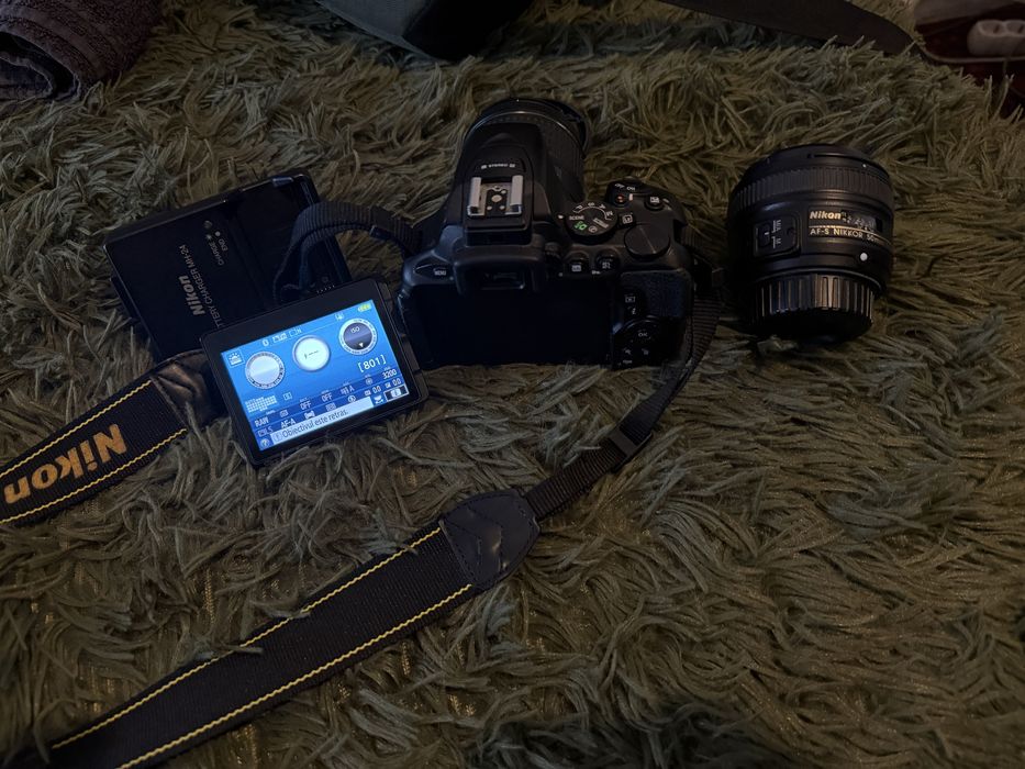 Nikon D5600 in stare foarte buna de functionare