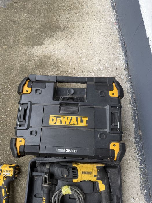 Scule Dewalt