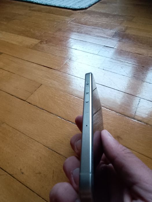 iPhone 15 pro 128gb Natural Titanium  Гаранция