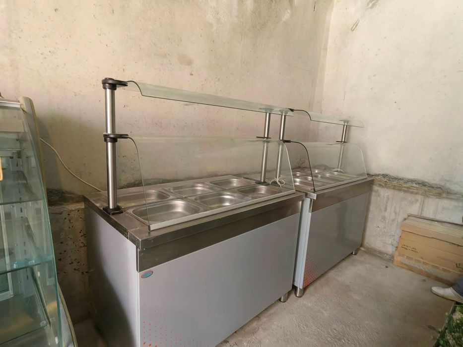 Линия за хранене-топла,студена и сладка витрина с бонус гастронорми