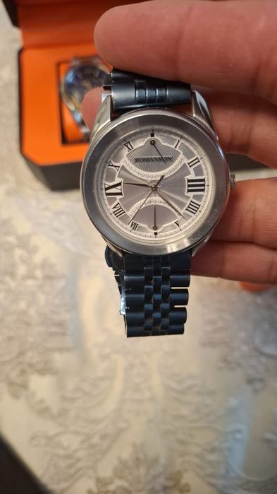 Качествасы жақся сағат сатылады