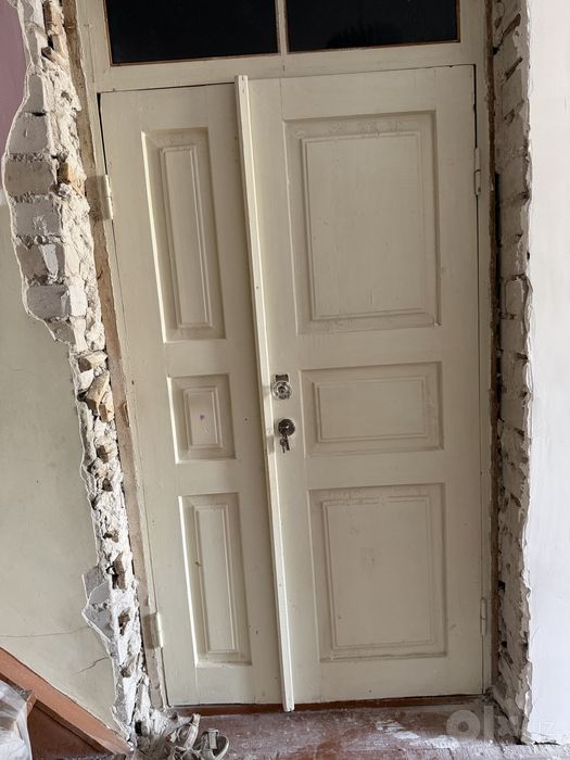 Eski mebel eshilar sotiladi