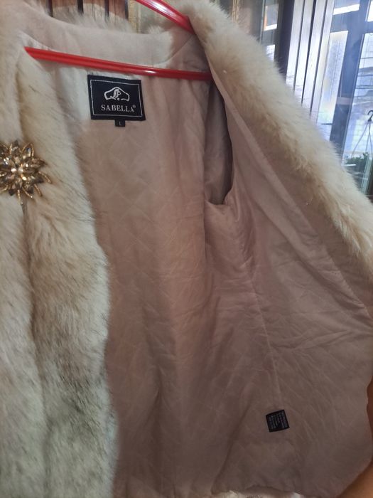 Шуба срочно сотилади