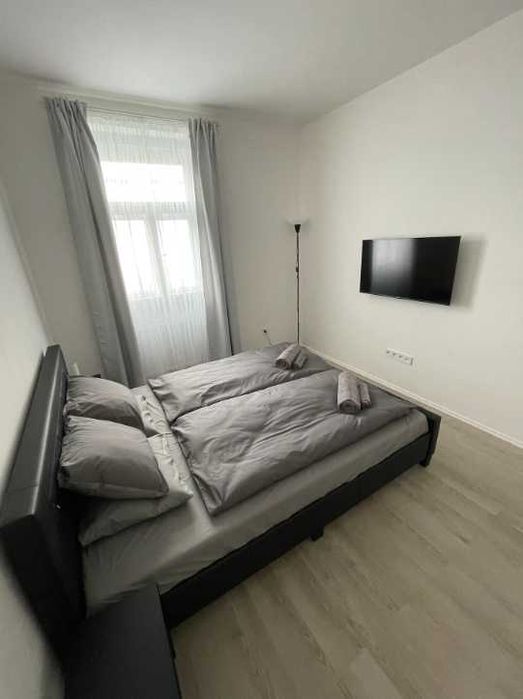 Дава се под наем Двустаен апартамент в Пловдив, Остромила - 53 кв.м за 244.8 € - Снимка #2