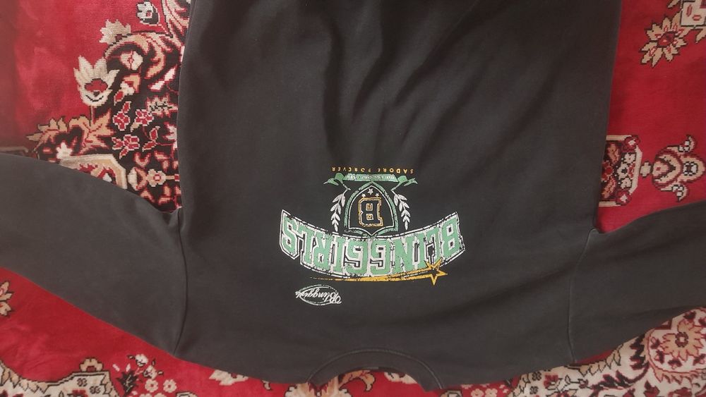 Вещи б/у по 1000 тенге