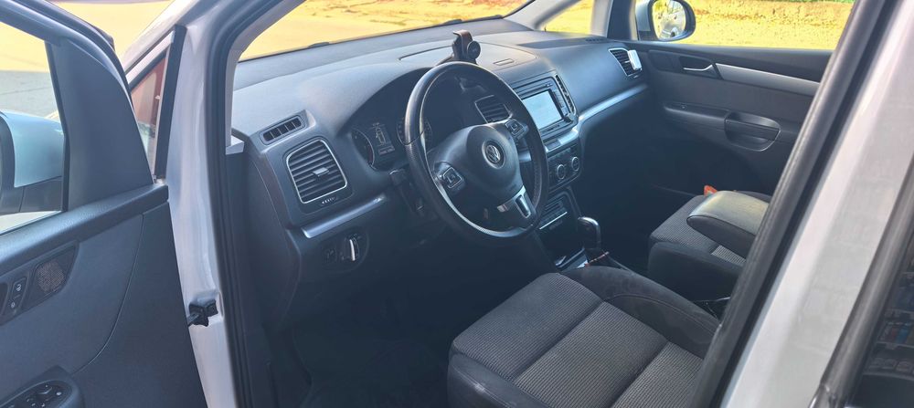 Продавам VW Saran