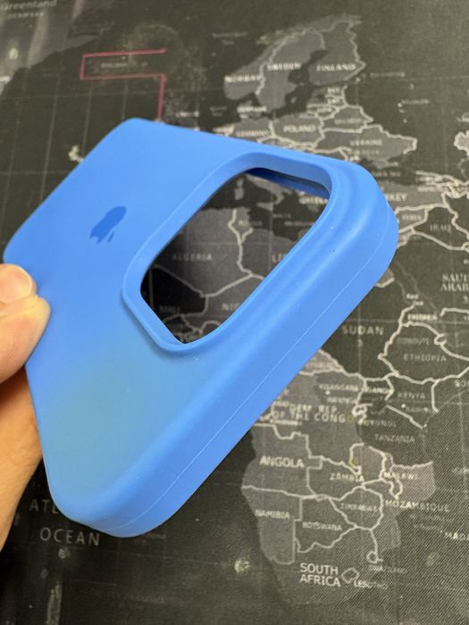 Husa iPhone 16 Pro Blue cu microfibra
