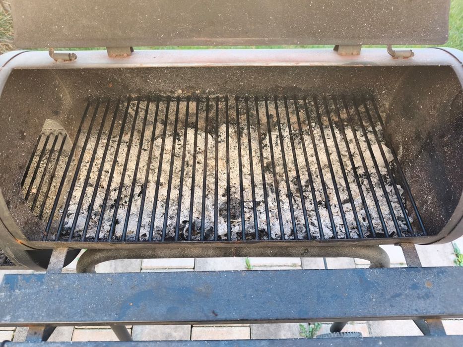 Afumator Offset (Smoker) Professional + Set Grătar BBQ ,stare bun