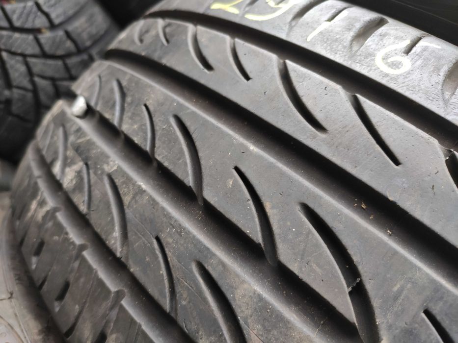 3бр Летни гуми 205 40 17 - Pirelli