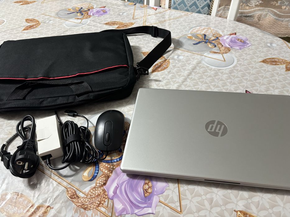 Ноутбук HP Laptop 15 — Новый