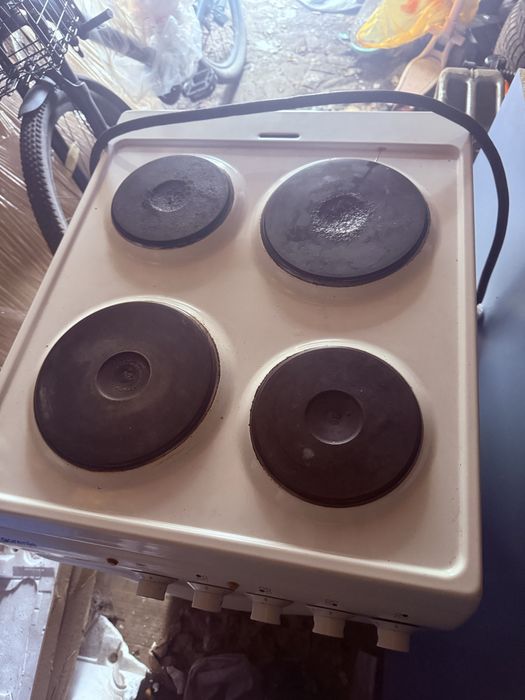 Продам электроплиту