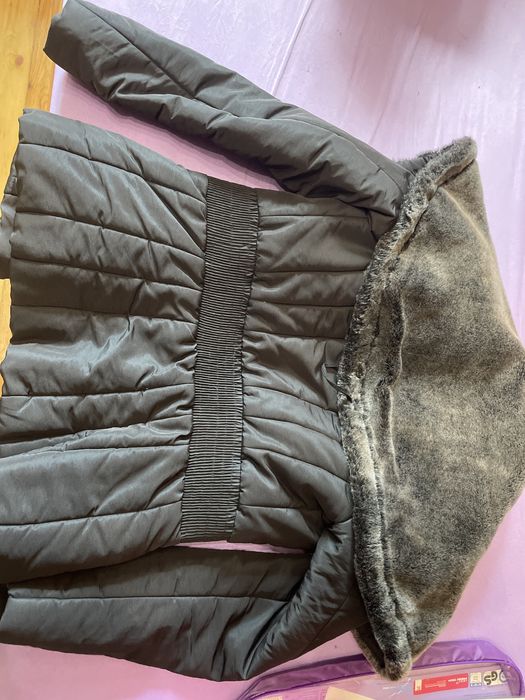 Яке с плюшена яка