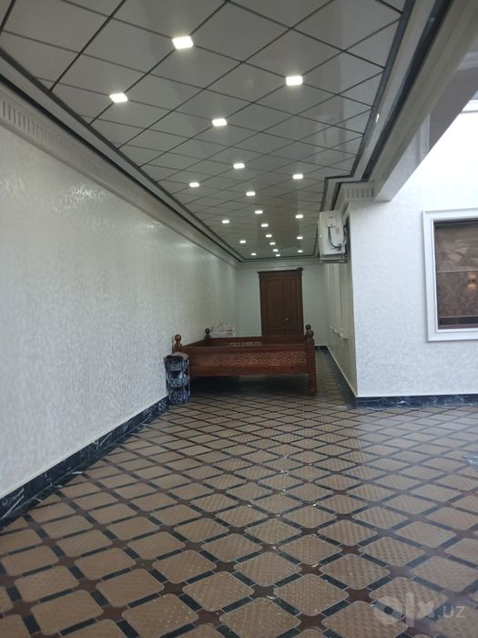 Продаётся участок центре города 4 соток, по всей удовольствием, хозяин