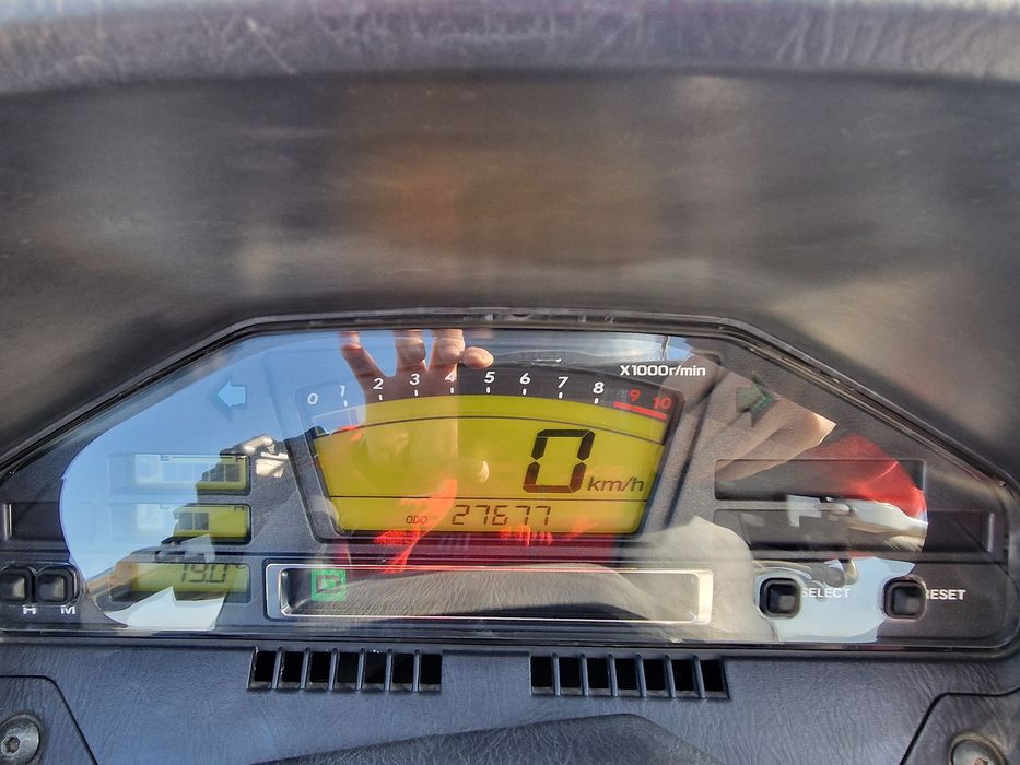 Vând Suzuki Burgman an650 28000km executiv