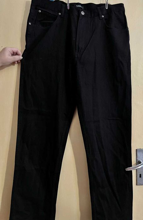 Зимни мъжки дънки