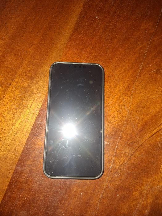 Продам айфон 13 белого цвета