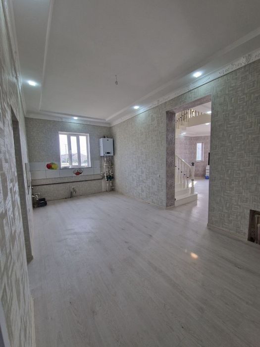 Uy sotiladi 9 oxrinda taza ashxabatiskida