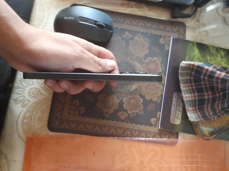 Продаю Xiaomi Redmi note 13 pro 5g. В отличном состоянии