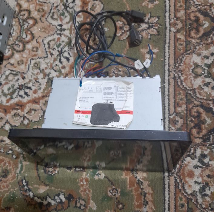 Срочно.Автомагнитолла Android,9d.Не работает,звука нет