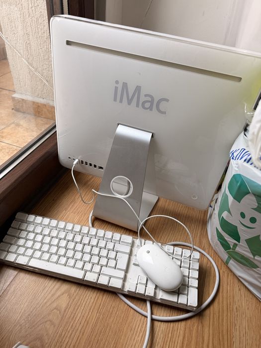Imac - с клавиатура и мишка. Внос от Англия.