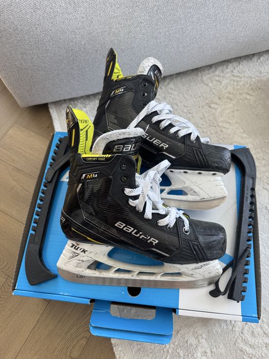 Коньки хокейные Bauer 41-43 размер.