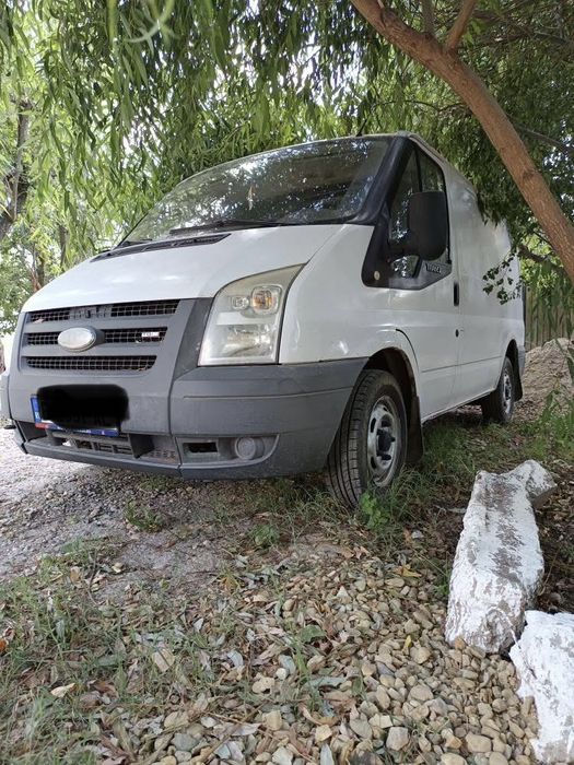 Vand autoutilitara Ford