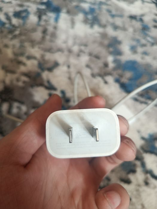 Оригинал зарядки для айфон