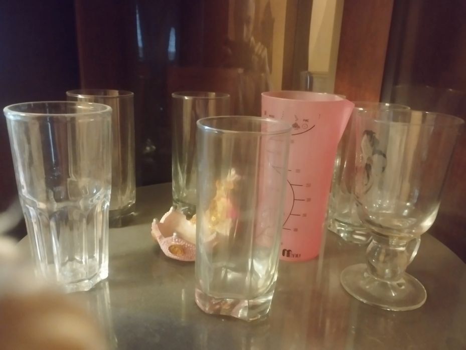 Продаются стаканы бокалы вазы