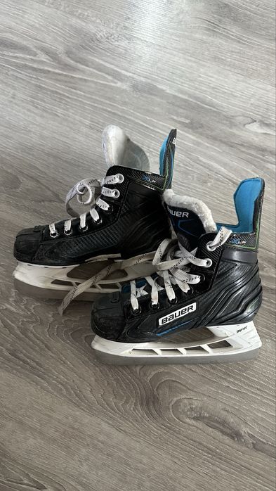 Продам детские коньки Bauer
