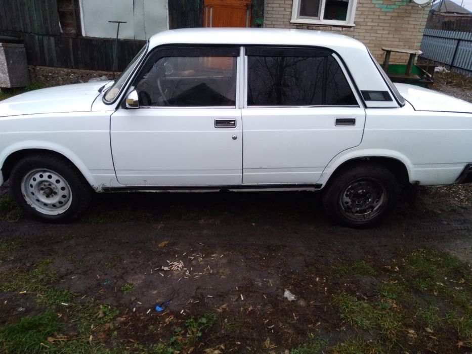 Продам автомобиль ВАЗ 2107