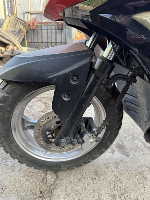 Скутер с документами