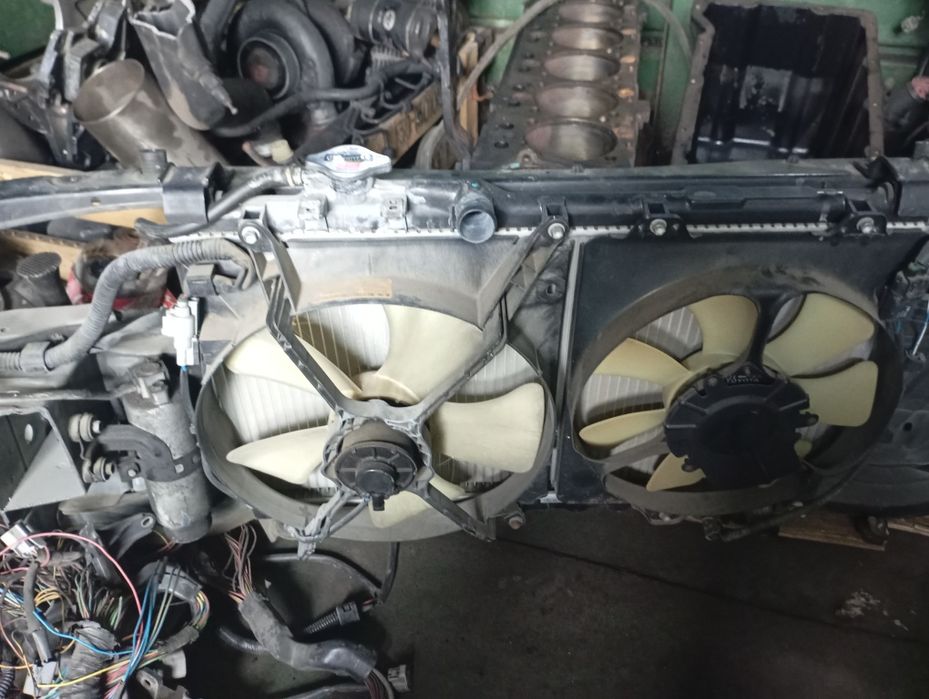 Продам  радиатор усилитель , радиатор кондиционера