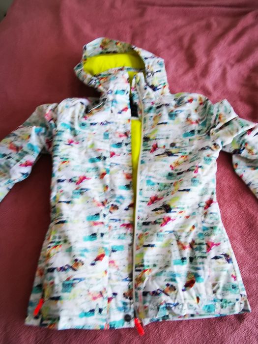 Продавам ски яке