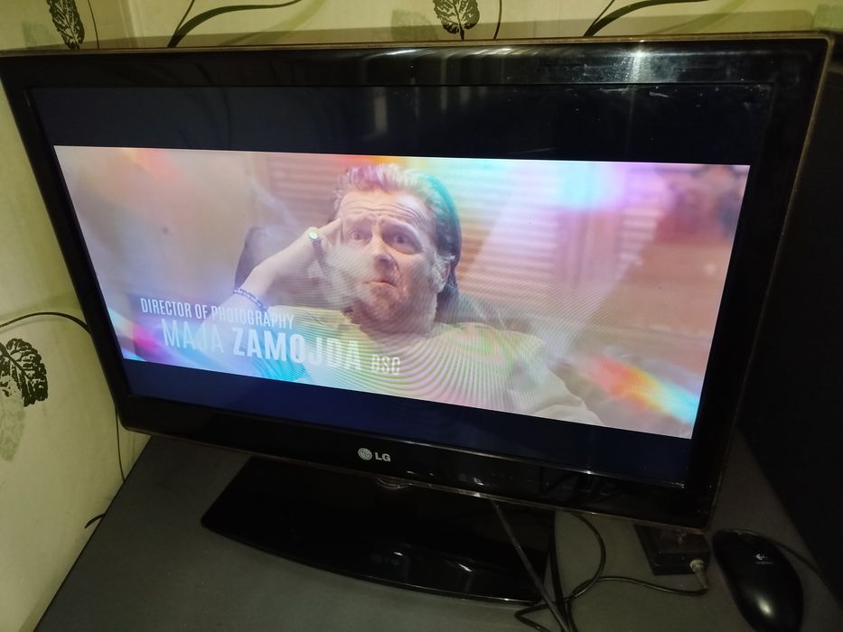 Продам телевизор LG 26 б/у