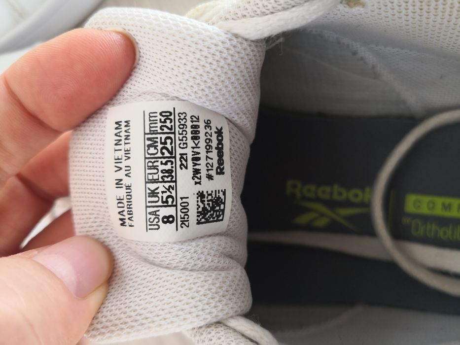 Обувки Reebok бели