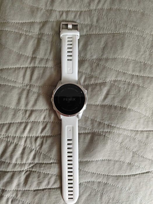 Часовник Smartwatch Garmin Fenix 7S, 42mm, Silver/Whitestone