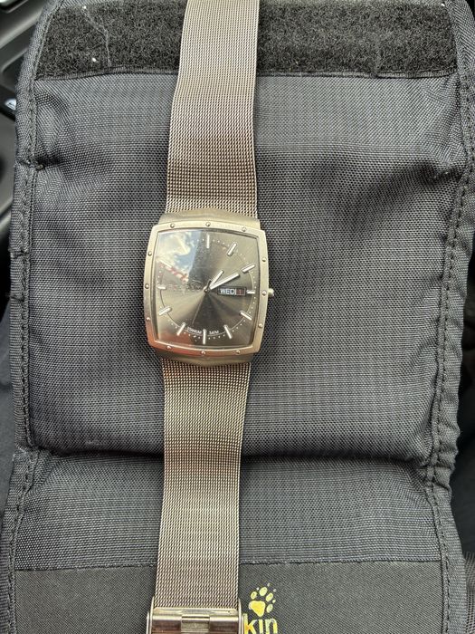 Часы наручные SKAGEN