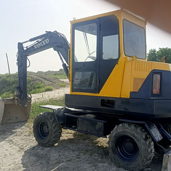 ЕкискаваторW 55.  1998