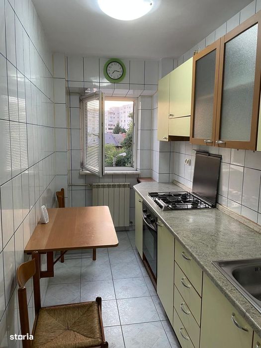 piata muncii  3 minute metrou 45mp decomandata