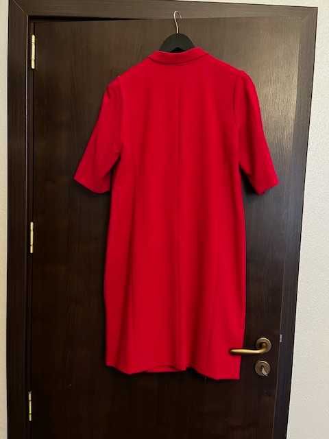 Цикламена рокля тип сако