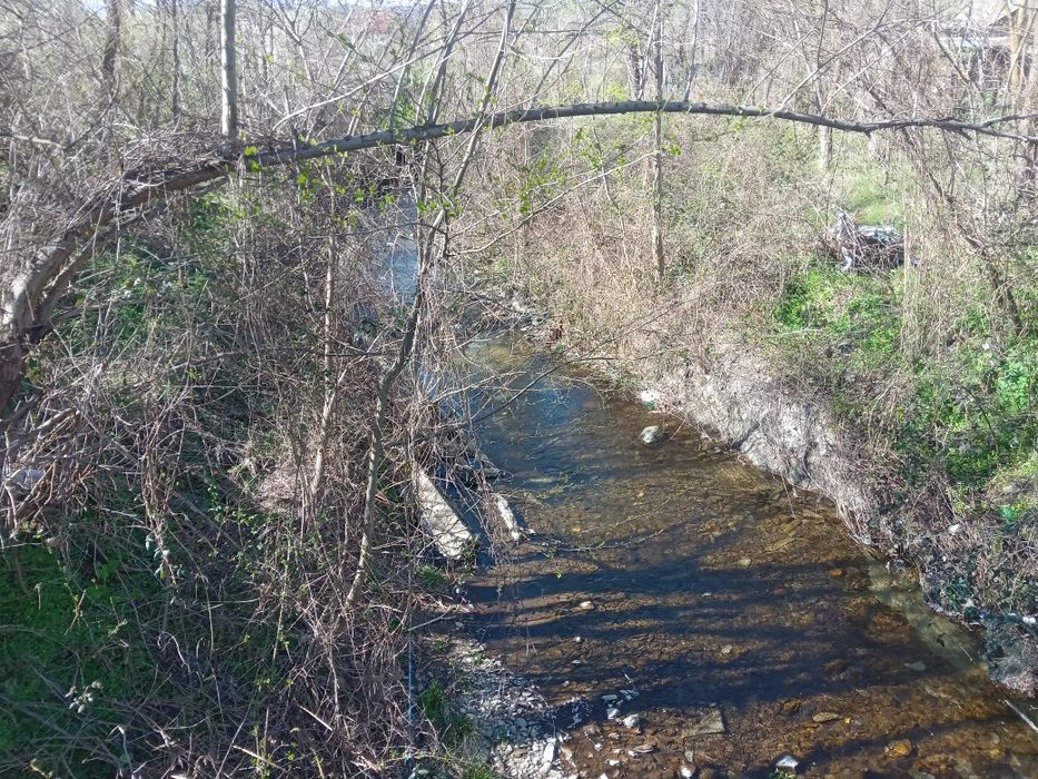 Casă  de vânzare  .