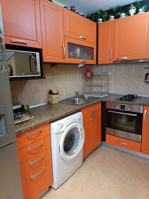 Дава се под наем Двустаен апартамент в Стара Загора, МБАЛ Иван Рилски - 72 кв.м за 306 € - Снимка #2