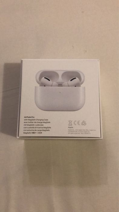 Продается AirPods Pro