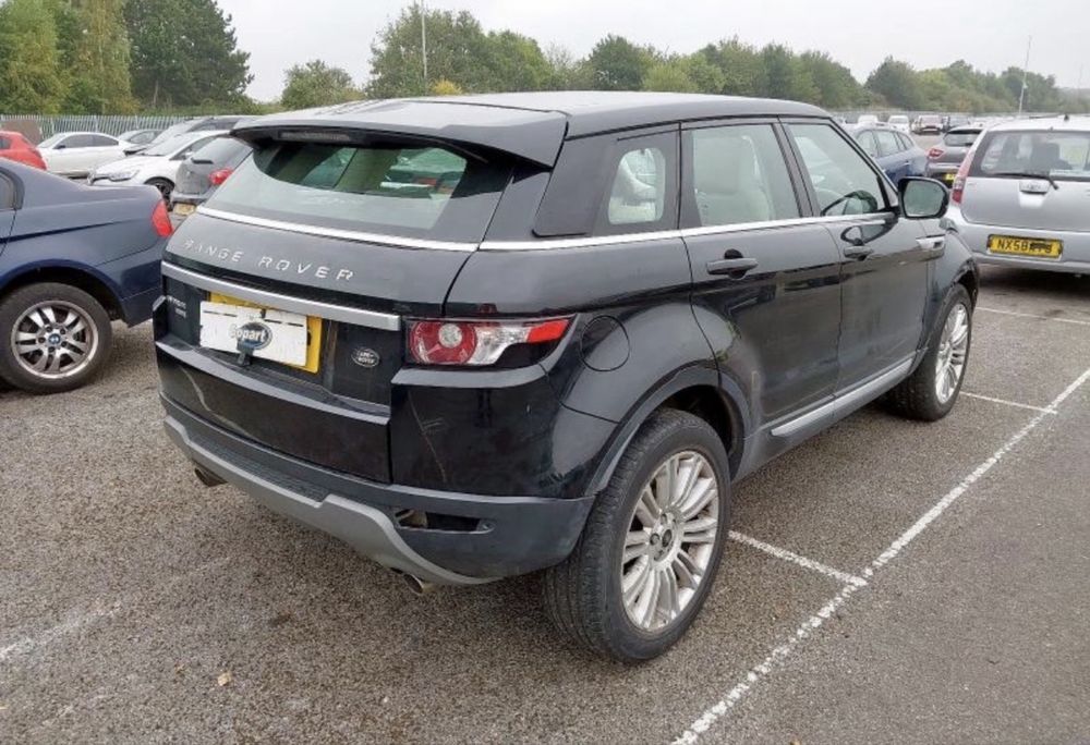 Dezmembrez Range Rover Evoque 2.2d 190cp 224DT
