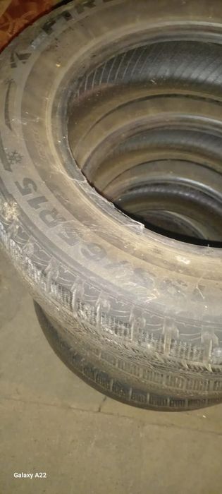 Резина зимняя  195/65/15