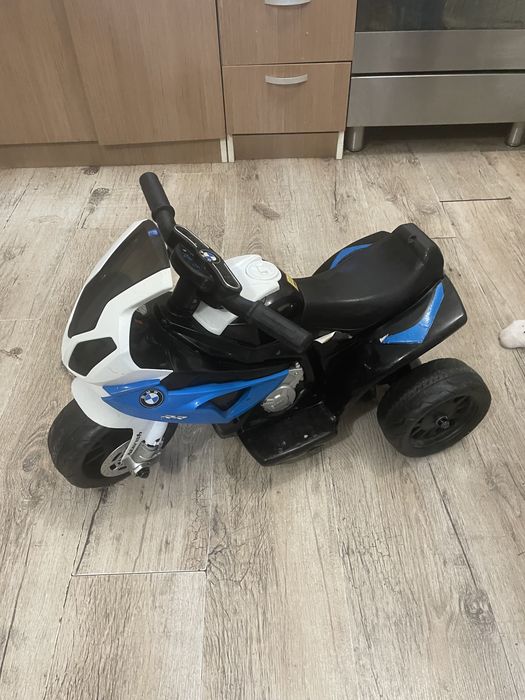 Motocicleta bmw copii 1-4 ani