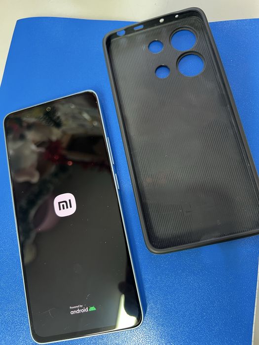 Телефон Xiaomi Redmi 13