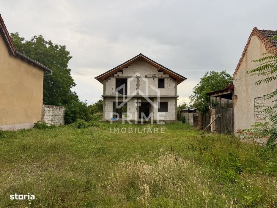 Casa Individuala la rosu | 180 mp | Terasa | 1500 mp teren | zona Bara