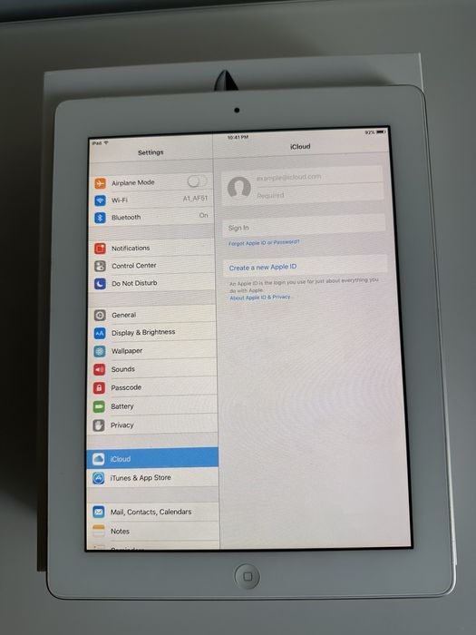 Отлично запазен iPad 2 (2011)